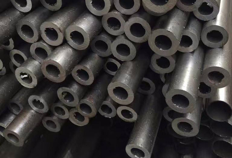 冷轧麻豆自拍视频